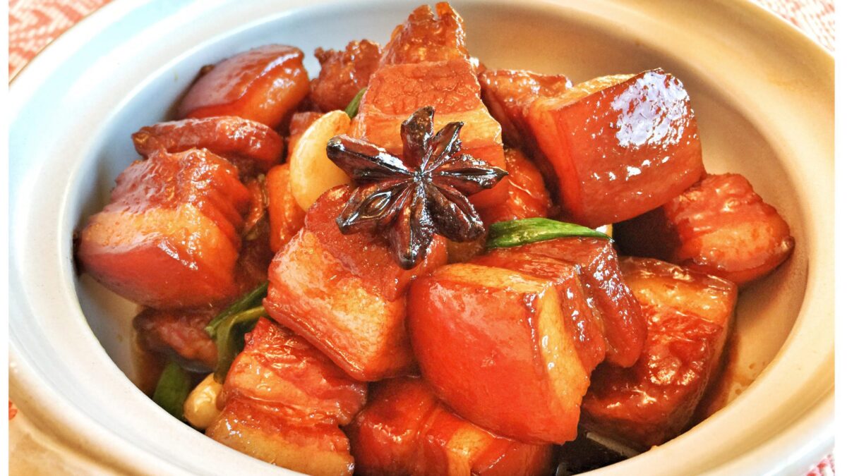 The Philosophy of Red Braising: Mastering the Perfect “Hong Shao Rou”